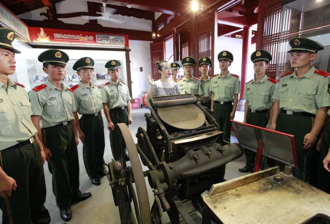 追寻红色足迹厚植家国情怀,从红色文物感悟初心使命