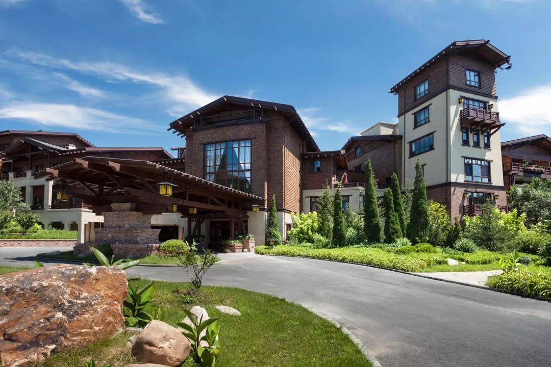 听海钻山堡端庄，偷心大连