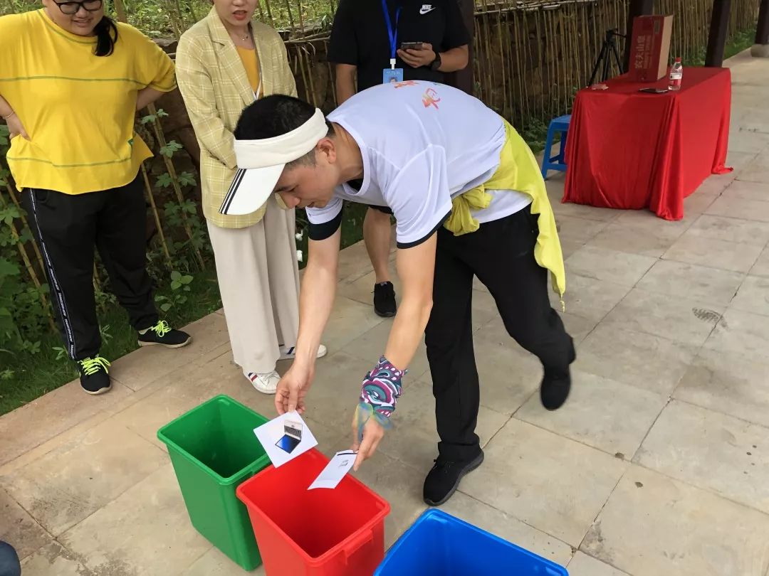 您就是义乌的“代言人”！接到这个电话，千万别挂掉