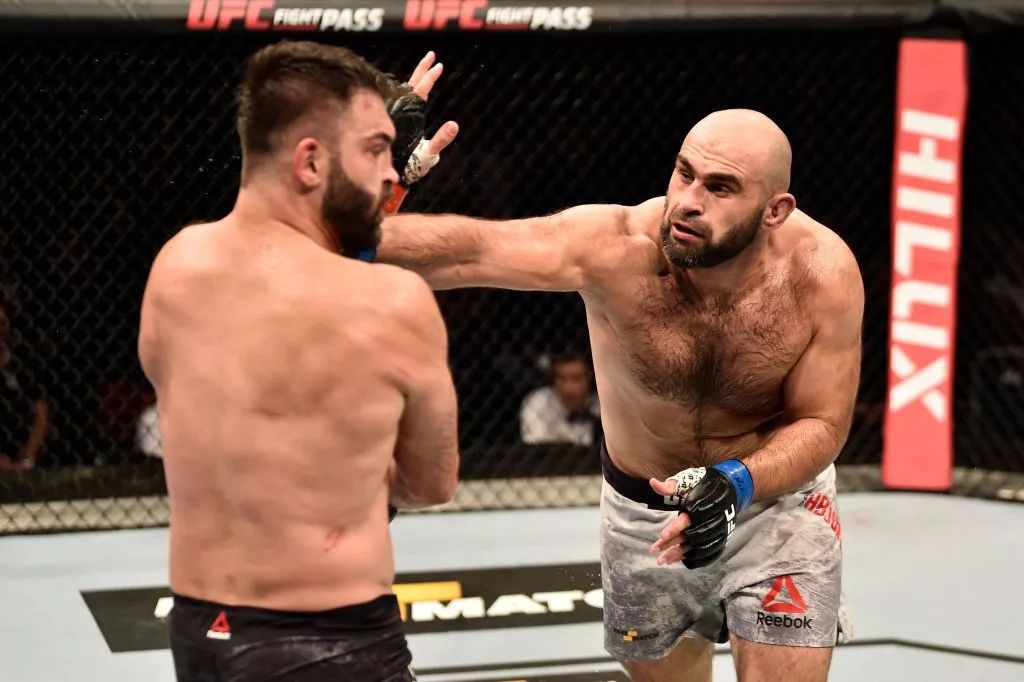 2003以父之名现场完整版,以父之名2完整版