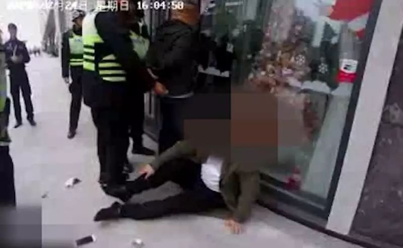 【案情通报】电商专柜超低价代购？你买到的很可能是这种货色......