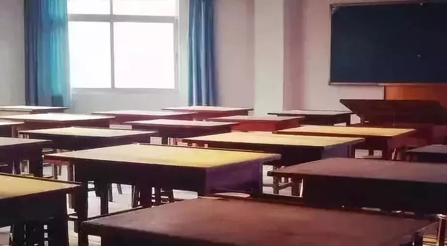 感念师恩的诗歌朗诵视频,感念师恩的诗文