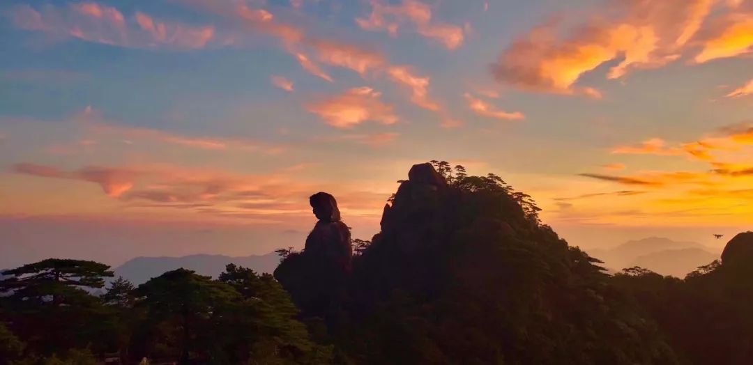 “三清赏明月，天涯共此时”，三清山女神邀你共度月圆之夜！
