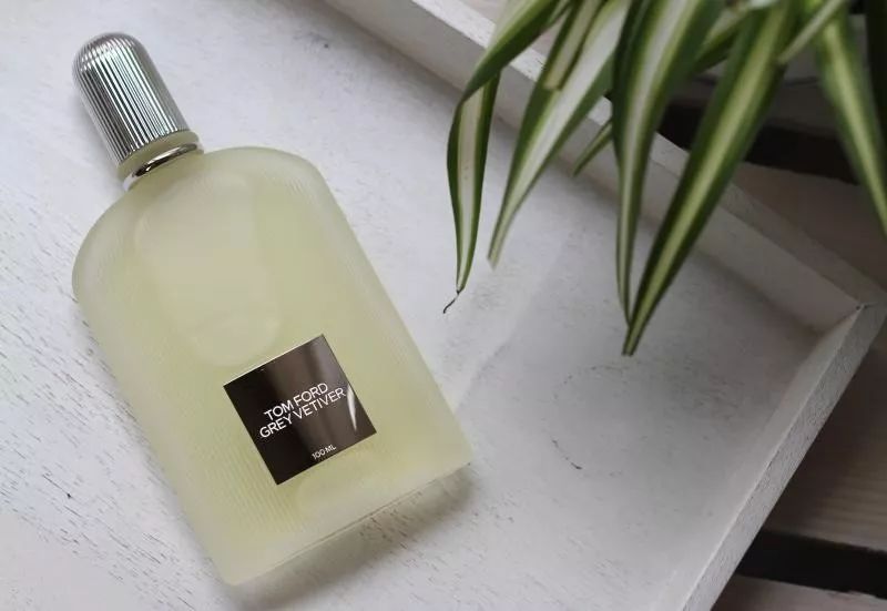 最不建议买的香水,一定要入手的几款香水