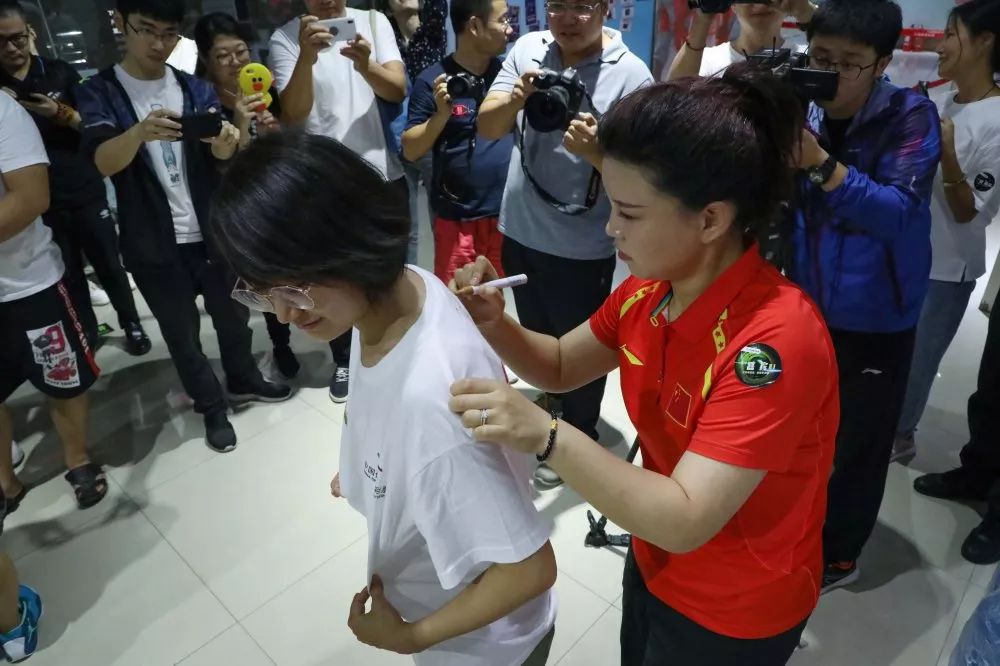 直击体彩开奖现场！和张梦雪一起相约体彩