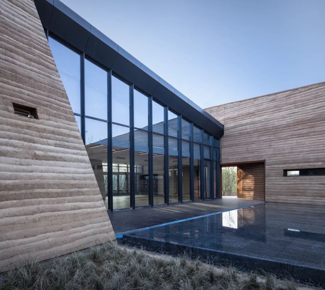 閮戝窞寤轰笟瓒崇悆灏忛晣娓稿涓績,閮戝窞寤轰笟瓒崇悆灏忛晣涓績