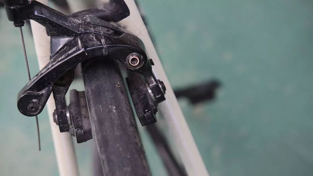 3.0鼓刹改碟刹教程全过程,圈刹和碟刹的拆轮方法