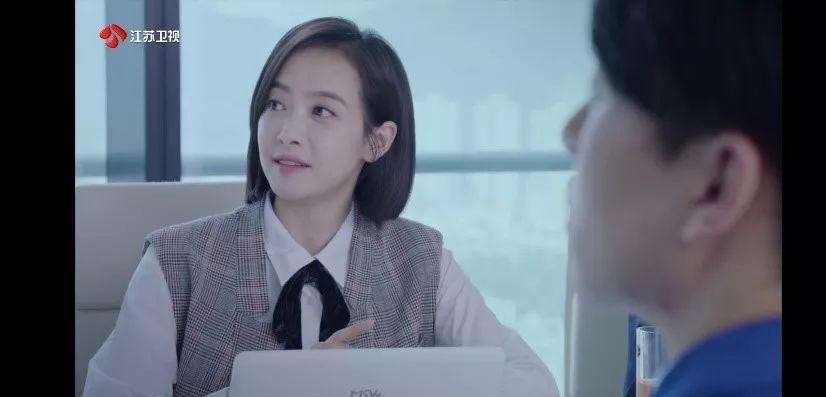 从无知到聪颖的旅程,从无知的少年走到了迷茫的中年