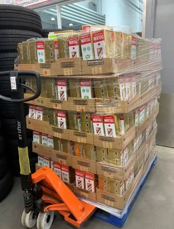 Costco又挤爆了！茅台1499元！退会员卡的傻眼了...