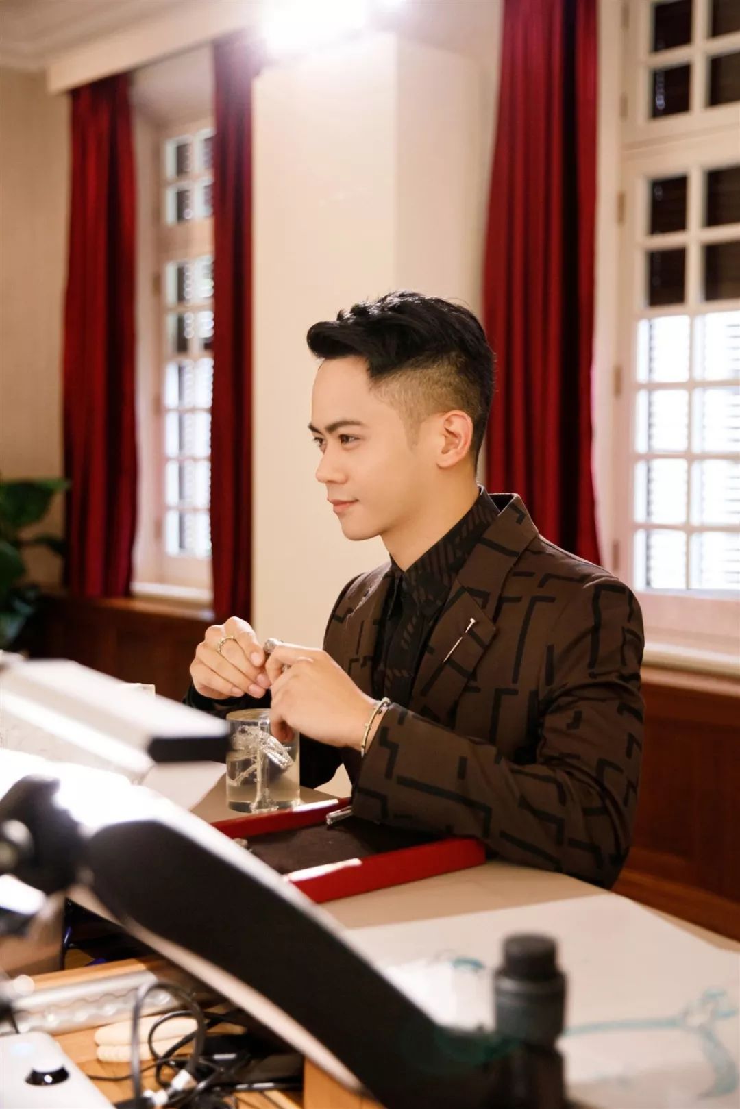 宝石之美，灿若星辰