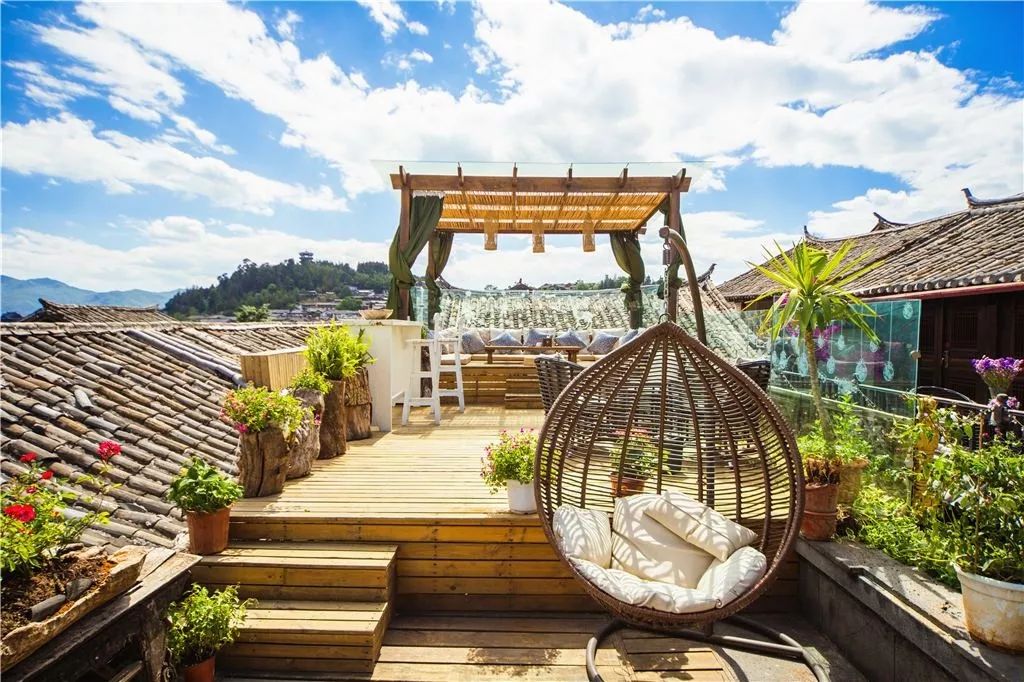 来丽江如何住宿便宜,来丽江游玩怎么住宿划算