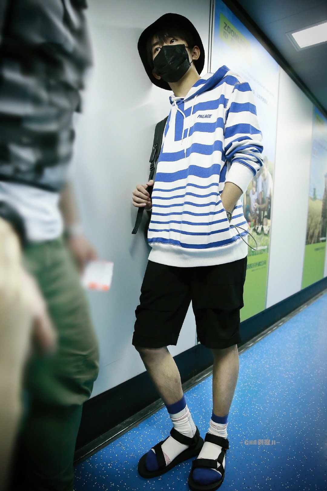 tfboys易烊千玺2017,tfboys三周年易烊千玺个人solo