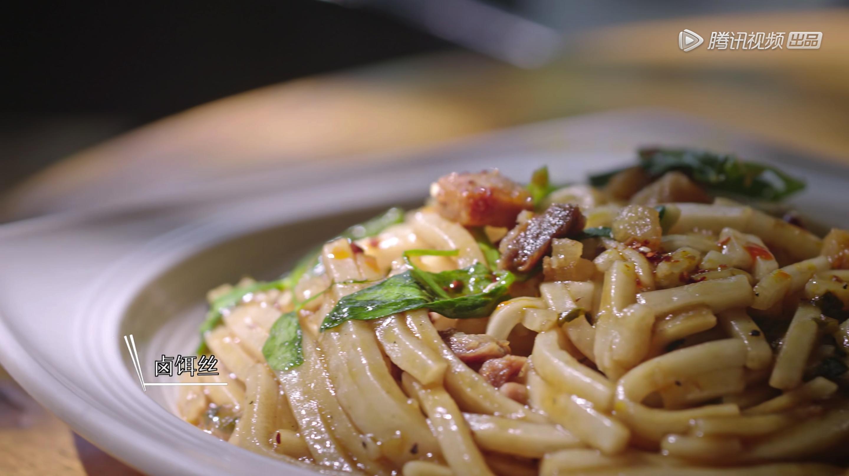 什么牌子的鲜花饼好吃最正宗,正宗鲜花饼的产地