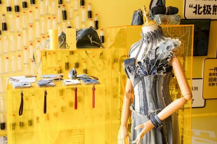 当代青年生活方式指南|衣服只拍一次照，穿过一次就卖掉