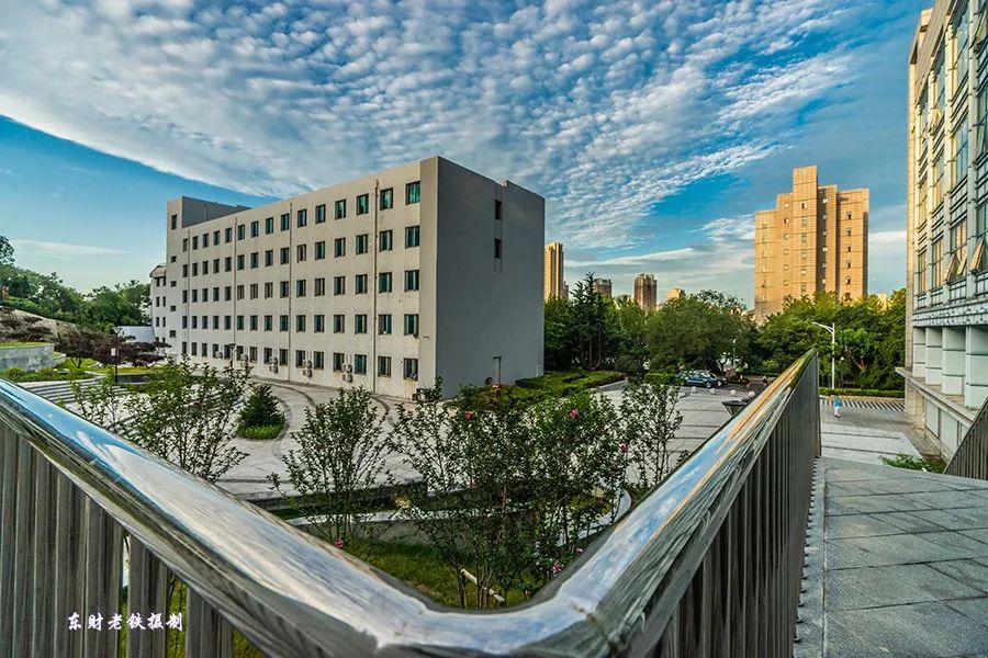 东财大学校园生活,东财校园实景图