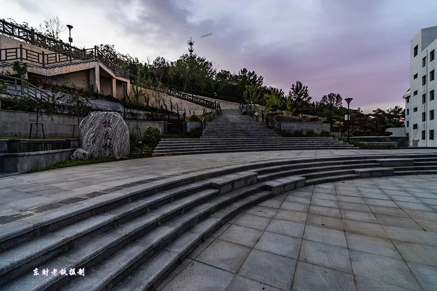 东财大学校园生活,东财校园实景图