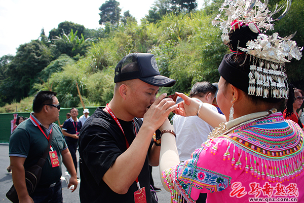 黔南州第十三届旅发大会嘉宾走进都匀开启“穿越之旅”