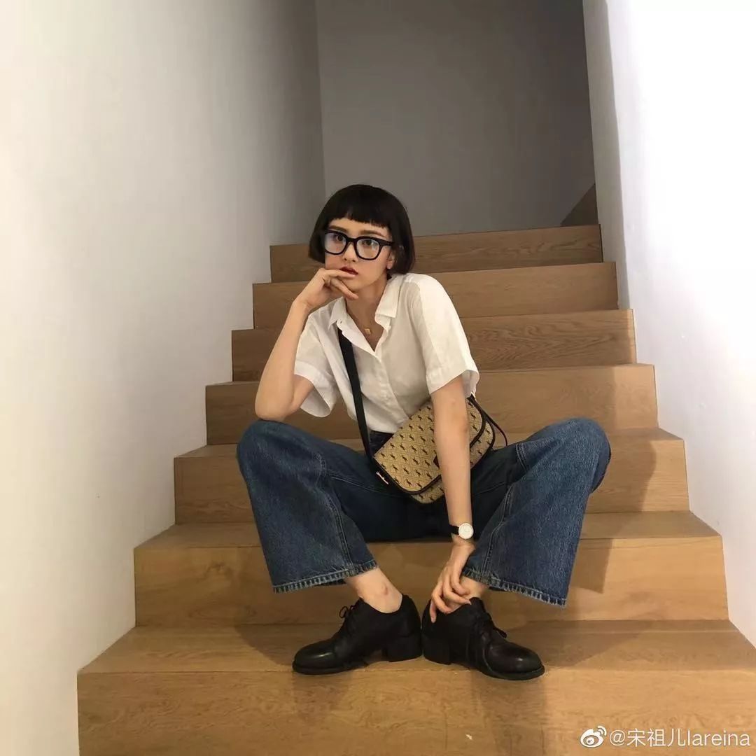 杨幂带货新成就,杨幂被称之为带货王