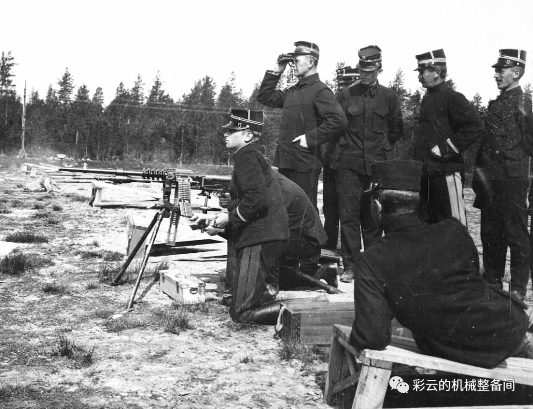 哈奇开斯重机枪1914,哈奇开斯重机枪二战