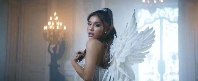 a妹麦粒名场面,a妹演唱bang会爆炸现场视频