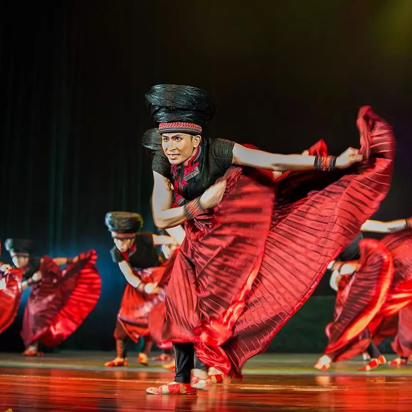 广西柳州夜空灯光秀,柳州大型烟花秀