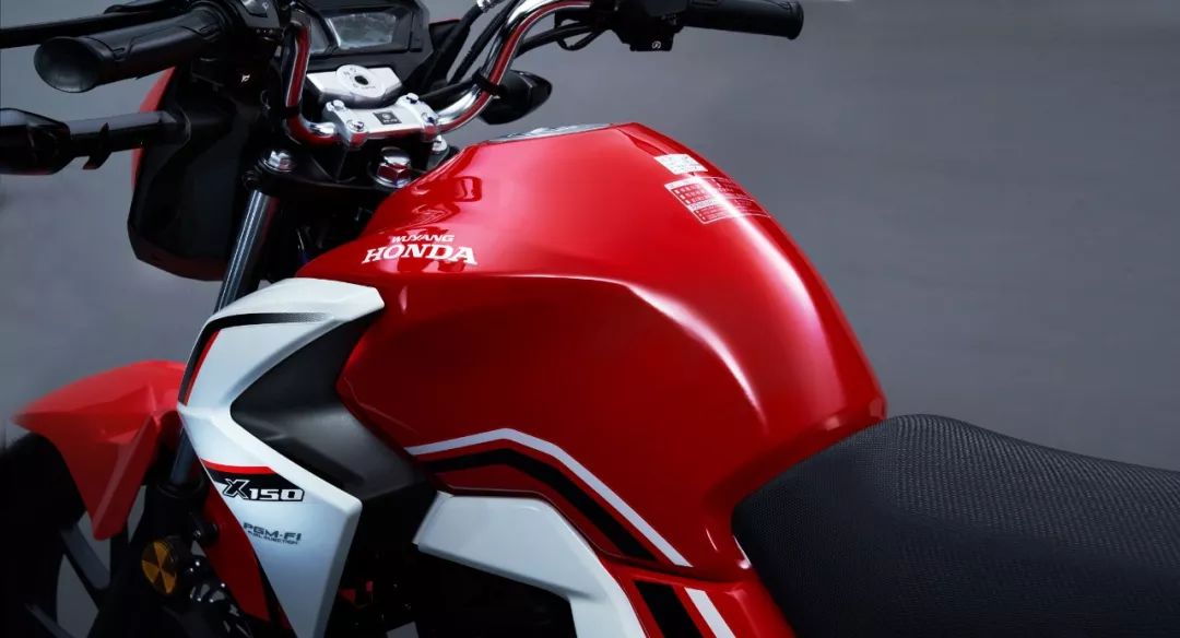 本田帅影150和飞致150对比,本田雄帅150和帅影150区别