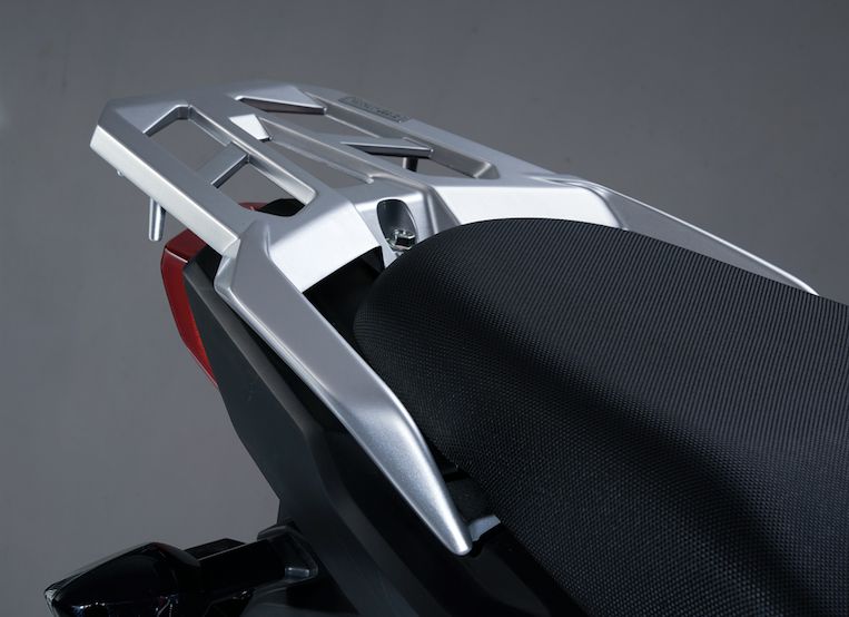 本田帅影150和飞致150对比,本田雄帅150和帅影150区别