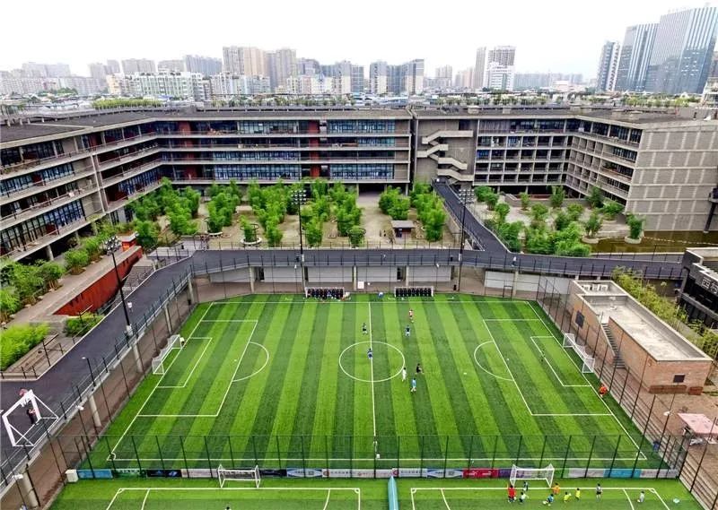 当年那位写出《中国足球最需要普通人》的普通人，后来去哪了？