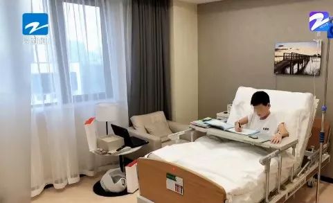 拔智齿导致面部凹陷,在医院拔智齿引发脸肿