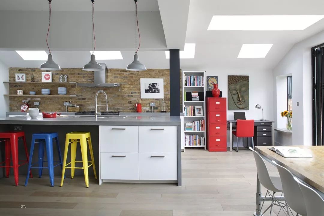 蒙特里安设计师,蒙德里安设计手法