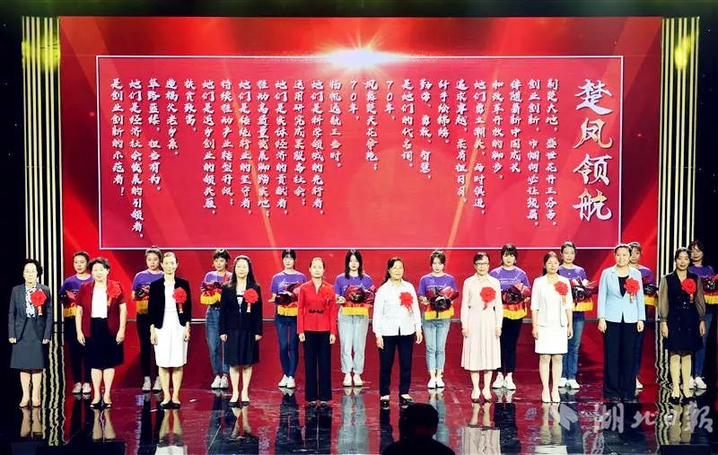 最美的芳华照片,最美芳华70年70人