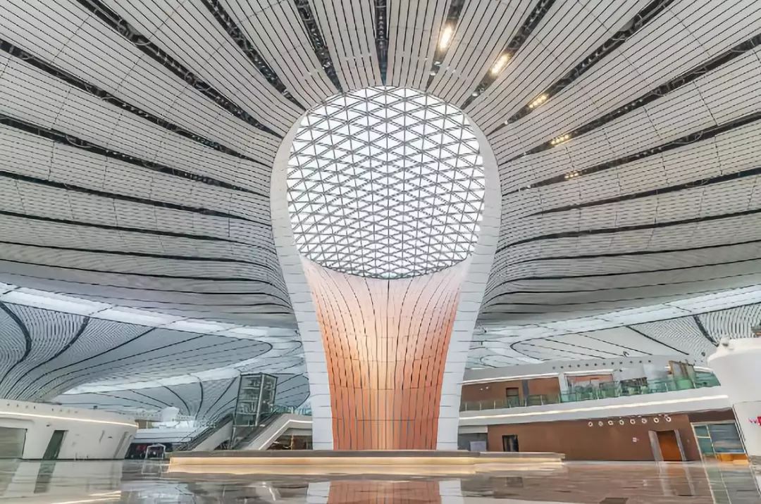 太赞了！机场也可以这么美