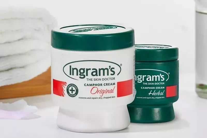 爸妈的手脚布满了老茧,手足干裂是什么前兆