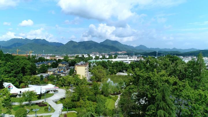 建德新崛起③丨从铁锈红到航空蓝小镇之变折射产业之变