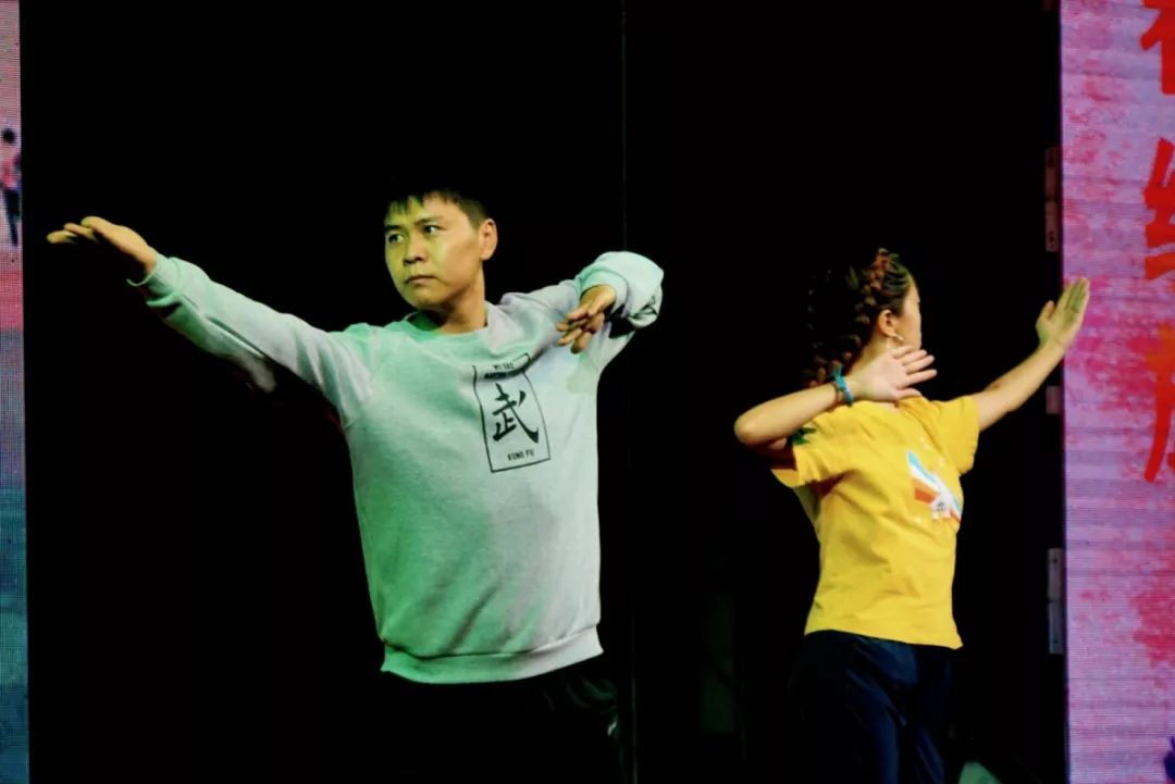 青春西航人共圆家国梦|西安航空学院庆祝新中国成立70周年暨2019年迎新晚会成功举办