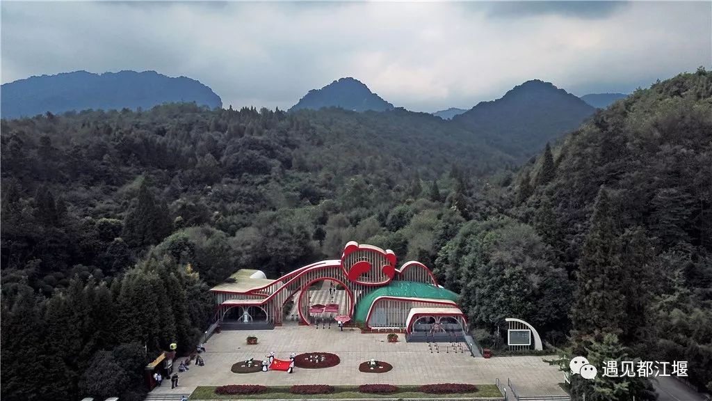 五星红旗同框感受,与五星红旗相遇