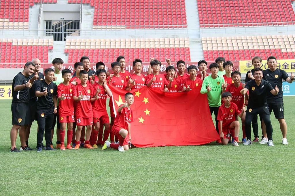 「青超总决赛U14组」棠外4-0轻取亚泰，苏宁一队4-1击败鲁能