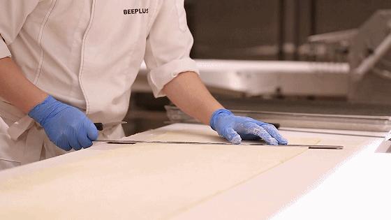 1元起，吃「牛角包之神」，在卖出100万个面包的超级烘焙工坊