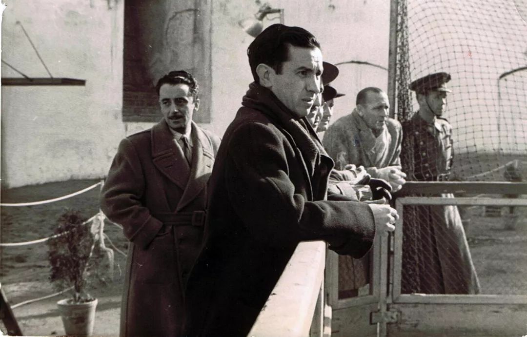 萨马兰奇是哪国人,萨马兰奇的一生简介