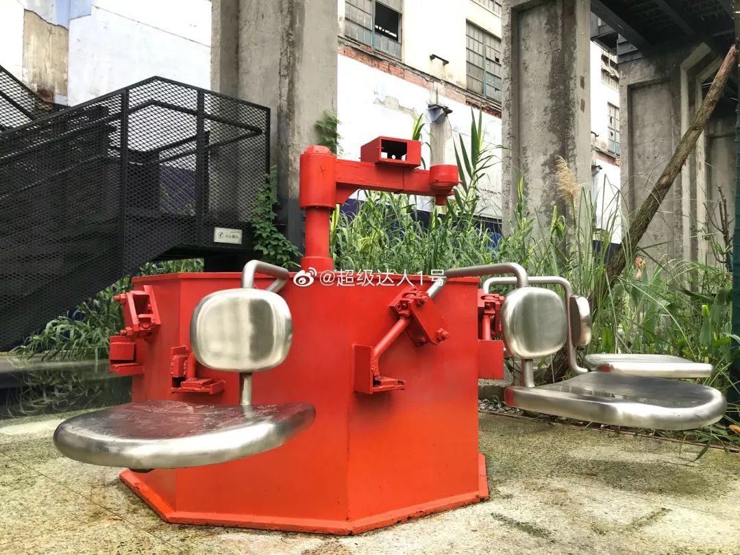 成都机车厂,成都工业学院变身国潮打卡地