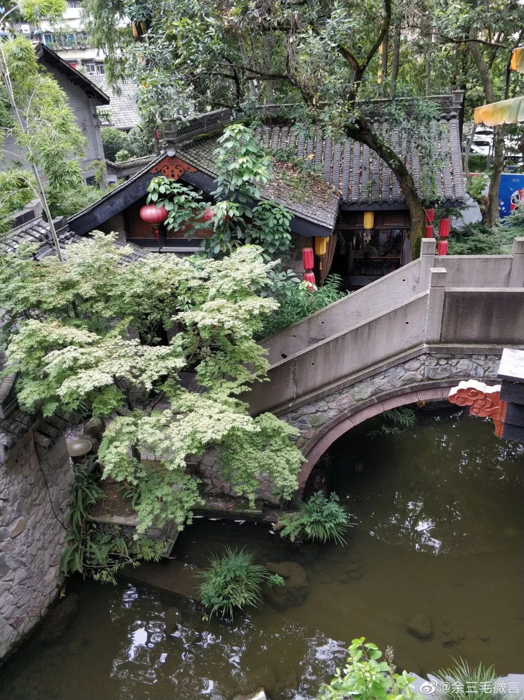 成都机车厂,成都工业学院变身国潮打卡地