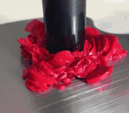 口红铅汞中毒嘴巴会黑吗,口红中的铅汞和铁对人体有害吗