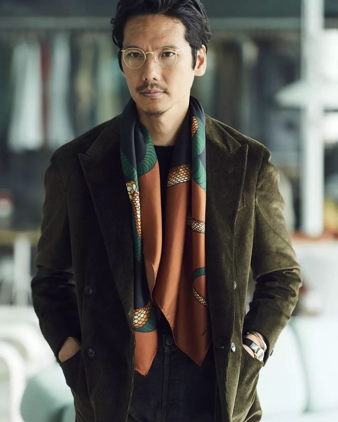 鐭笐鑳栭粦鐢风敓鎬庝箞閫嗚,鐭儢榛戠殑鐢风敓鎬庝箞閫嗚