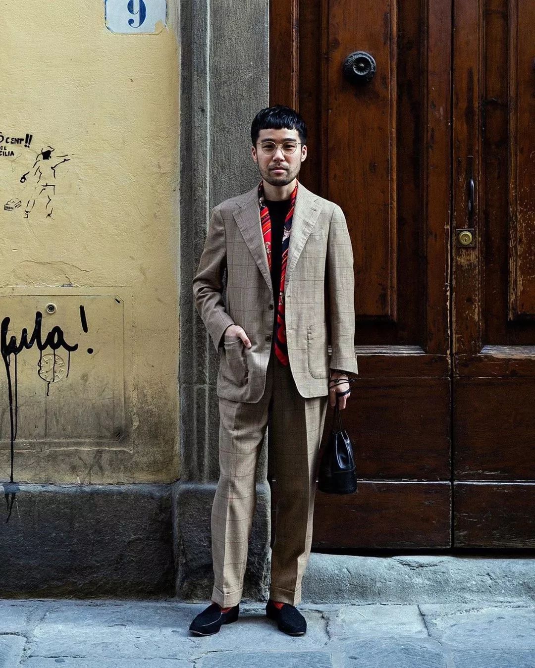 鐭笐鑳栭粦鐢风敓鎬庝箞閫嗚,鐭儢榛戠殑鐢风敓鎬庝箞閫嗚