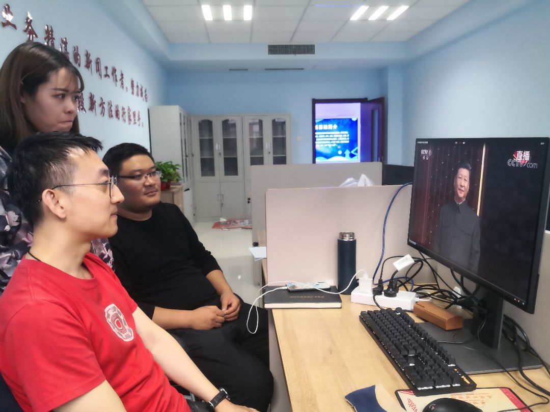 我和我的祖国全国人民欢呼片段,我和我的祖国庆祝党周年视频