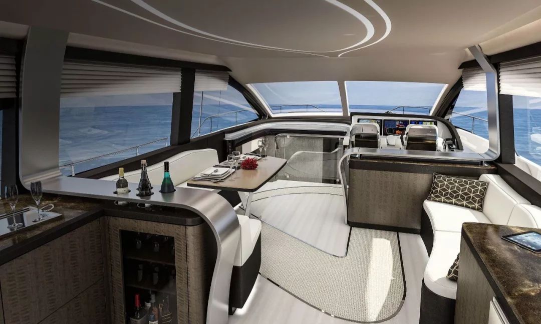 拥有一艘游艇一年需要多少钱,1000万美元豪华游艇