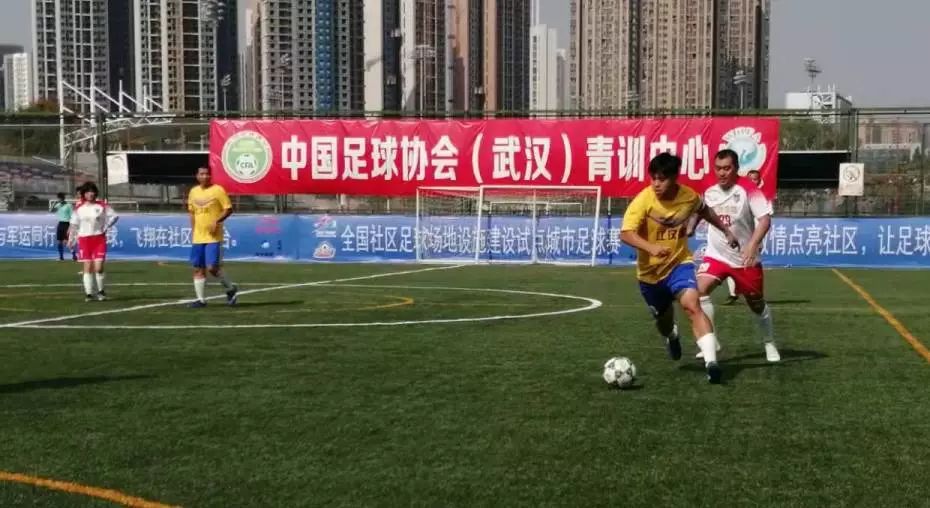 杩滃緛娆ф床涔嬫梾瓒崇悆,杩滃緛姝︽眽