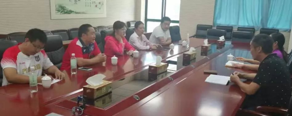 杩滃緛娆ф床涔嬫梾瓒崇悆,杩滃緛姝︽眽