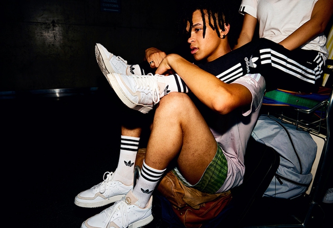 9日时尚精选：机场LOOK必穿？上脚YEEZY最多的女明星！幂姐对椰子是真爱了