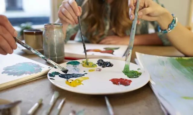 美术生集训期间遇到问题,美术生的瓶颈期一般是什么时候